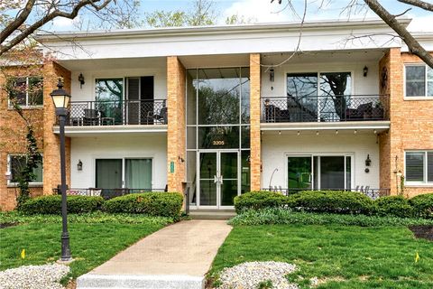 Photo of 3205 Southdale Drive #3, Kettering, OH 45409 (MLS # 956608)