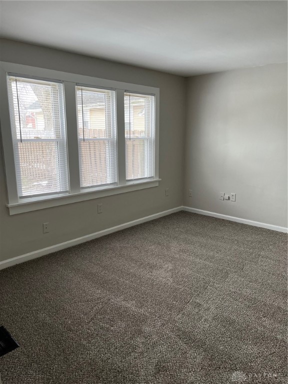 214 W Dayton Drive, Fairborn, Ohio image 6