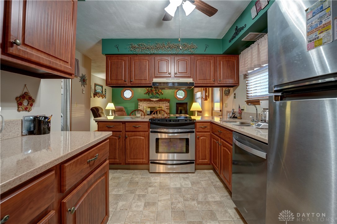 1142 Howard Drive, Greenville, Ohio image 13