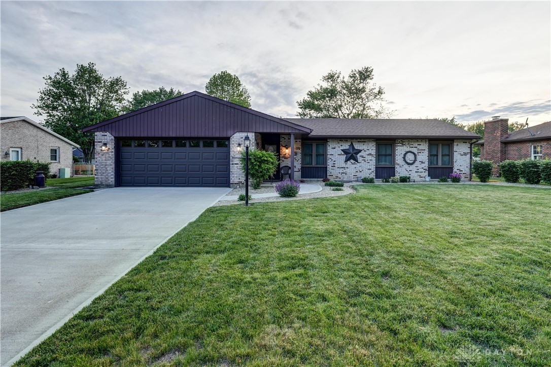 1142 Howard Drive, Greenville, Ohio image 3