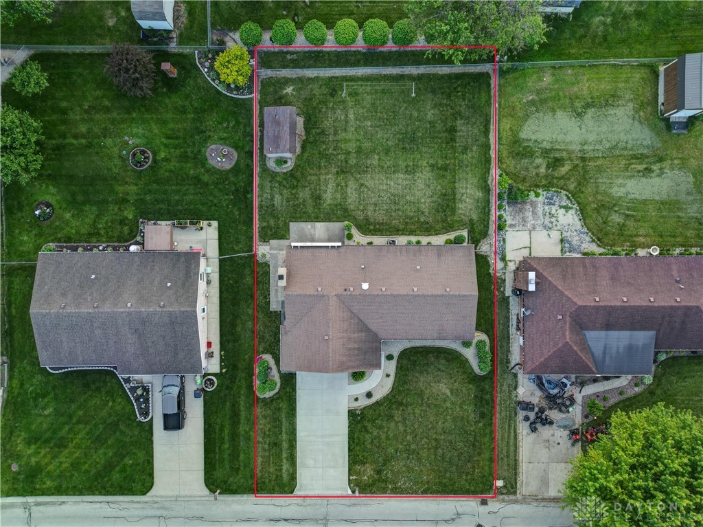 1142 Howard Drive, Greenville, Ohio image 32