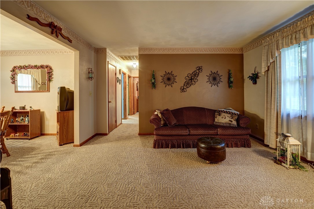 1142 Howard Drive, Greenville, Ohio image 11