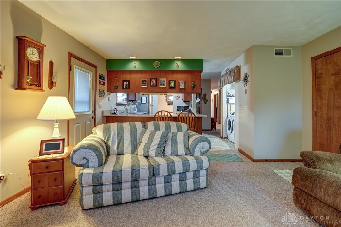 1142 Howard Drive, Greenville, Ohio image 19