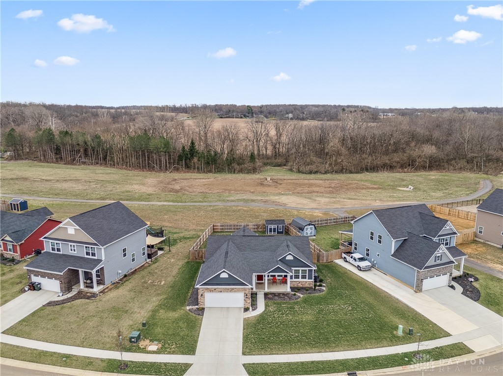 1752 Highlander Drive, Xenia, Ohio image 2