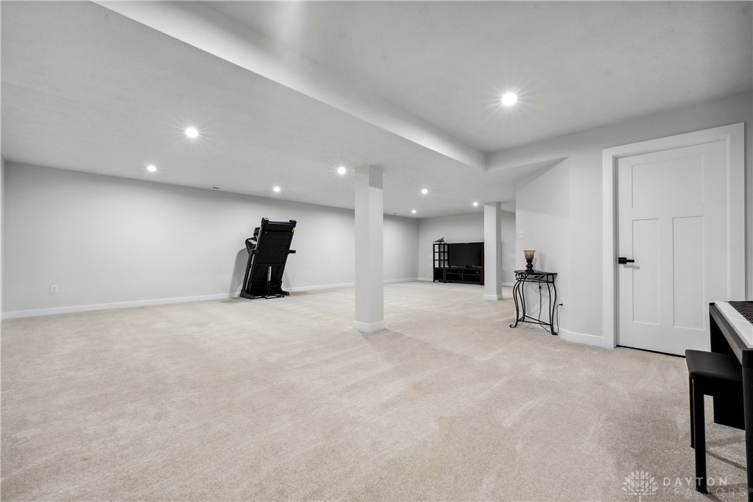 1752 Highlander Drive, Xenia, Ohio image 33