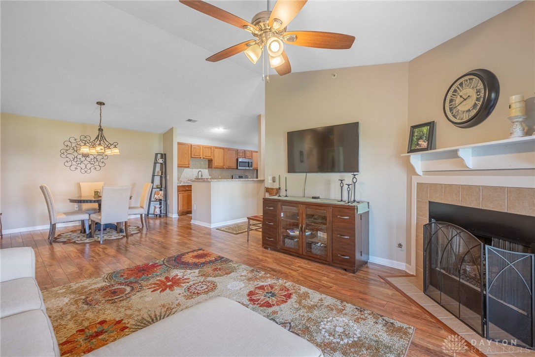 1756 Waterstone Boulevard 208