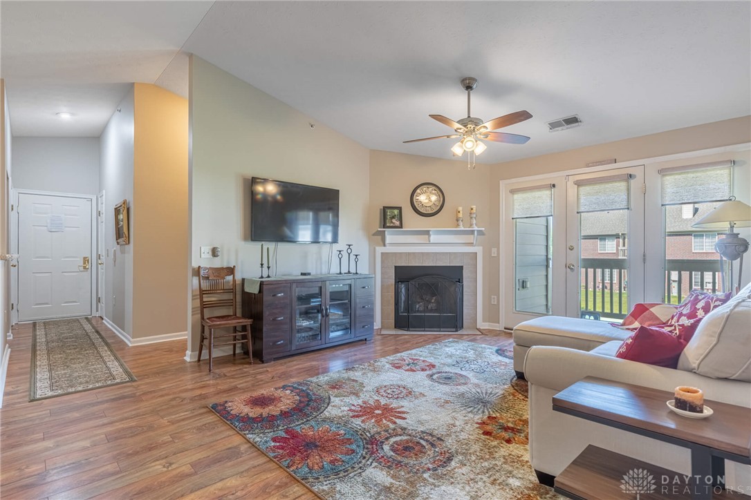 1756 Waterstone Boulevard 208