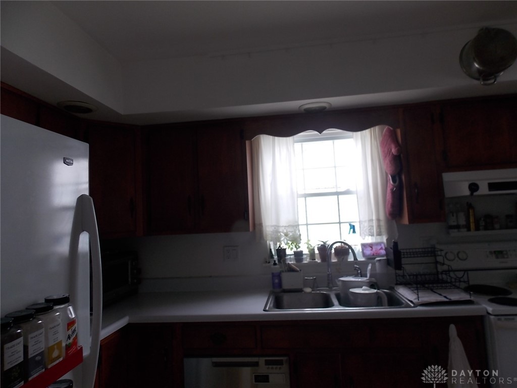 373 Reames Avenue, Springfield, Ohio image 4