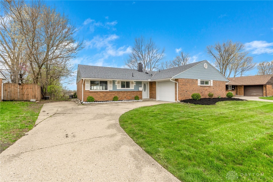 6337 Rosebury Drive, Dayton, Ohio image 2
