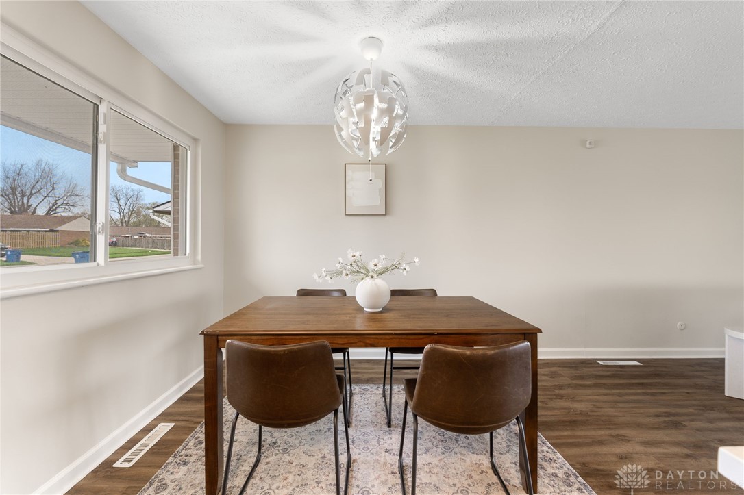 6337 Rosebury Drive, Dayton, Ohio image 17