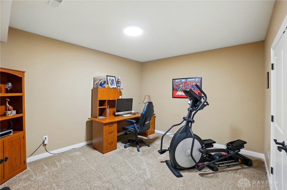 2611 Patrick Henry Drive, Beavercreek, Ohio image 48