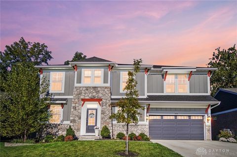 Photo of 3894 Kippling Crossing, Cincinnati, OH 45245 (MLS # 951991)