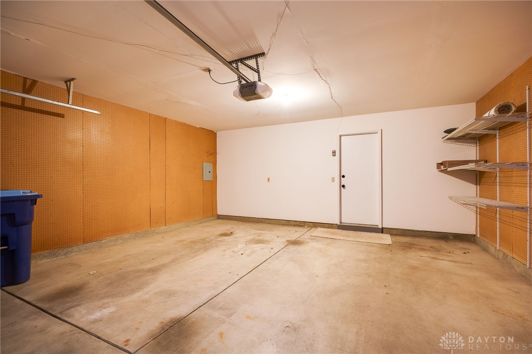 Huber Heights, Ohio 45424, United States, 3 Bedrooms Bedrooms, ,2 BathroomsBathrooms,Residential,Active,245644