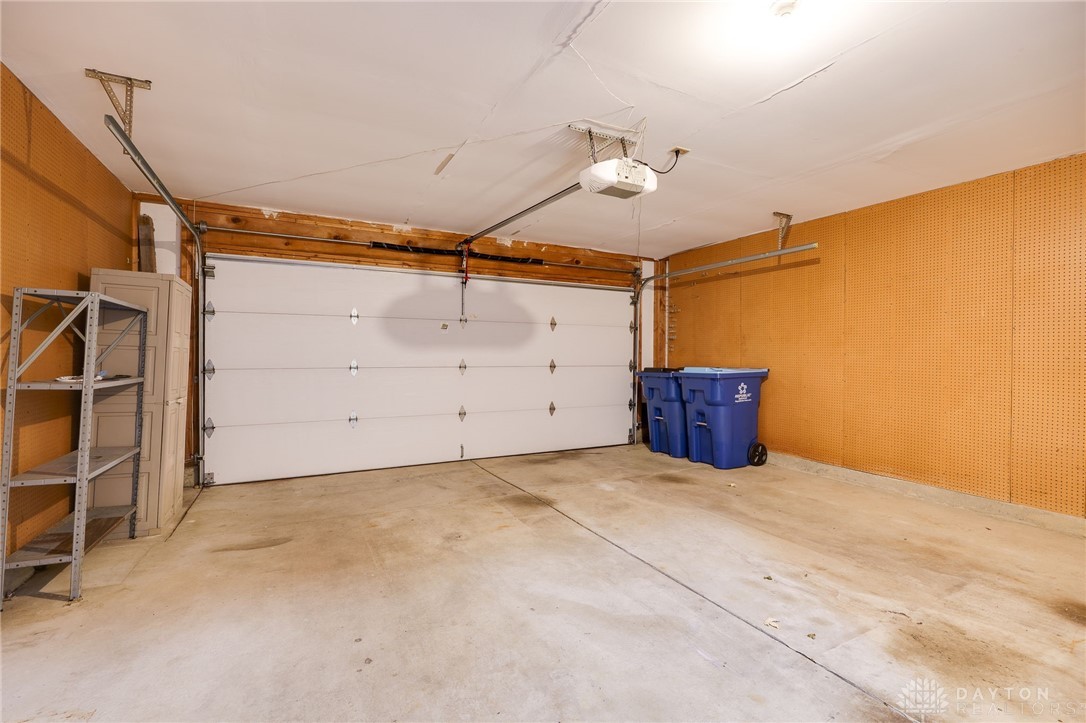 Huber Heights, Ohio 45424, United States, 3 Bedrooms Bedrooms, ,2 BathroomsBathrooms,Residential,Active,245644