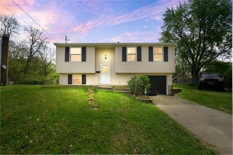 Photo of 10380 Hawkhurst Drive, Colerain Twp, OH 45231 (MLS # 956886)