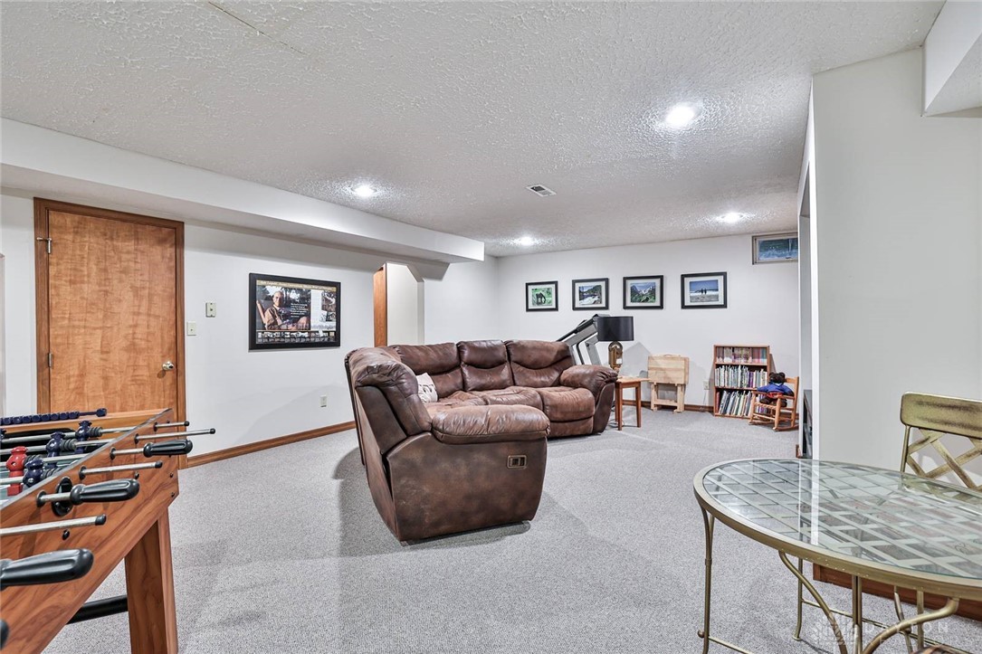 835 Stone Ridge Place, Tipp City, Ohio image 36