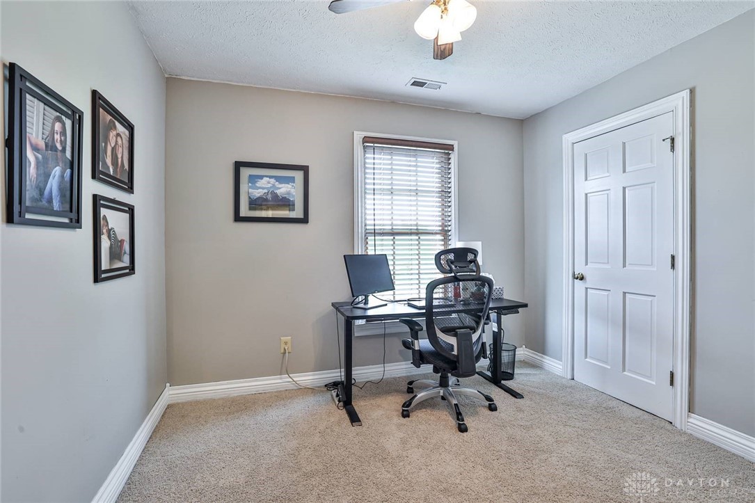 835 Stone Ridge Place, Tipp City, Ohio image 31