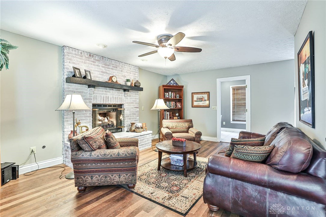 835 Stone Ridge Place, Tipp City, Ohio image 11