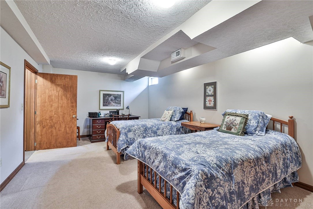 835 Stone Ridge Place, Tipp City, Ohio image 34
