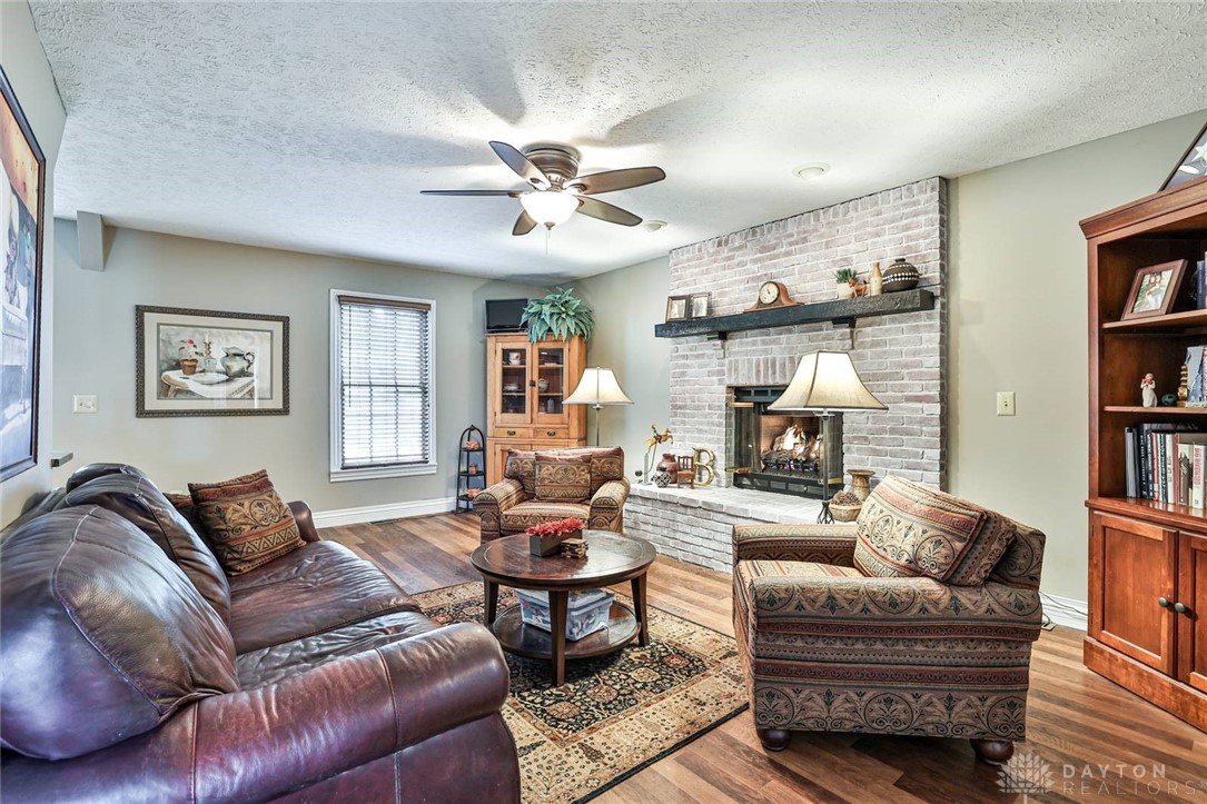 835 Stone Ridge Place, Tipp City, Ohio image 9