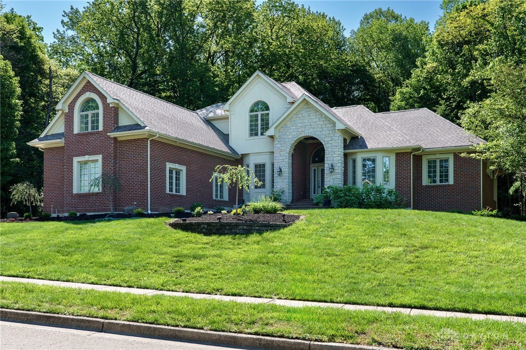 1538 Country Wood Drive, Dayton, Ohio image 3