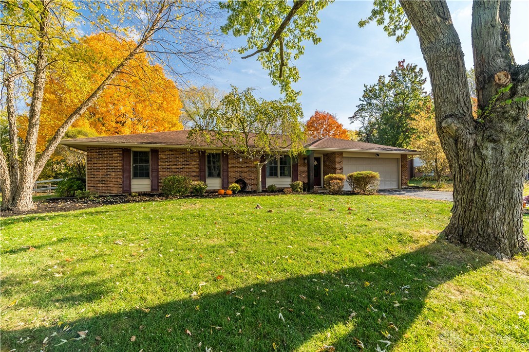 266 Danern Drive, Dayton, Ohio image 1