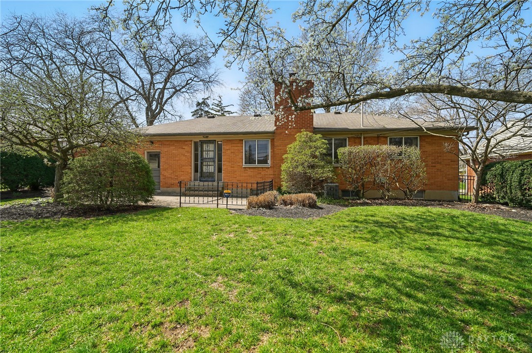3830 Maryknoll Drive, Kettering, Ohio image 23