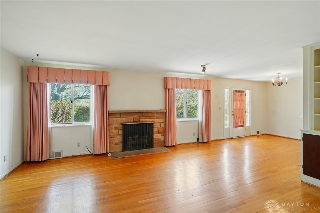 3830 Maryknoll Drive, Kettering, Ohio image 7