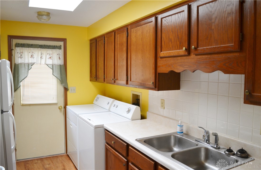 4530 E Ridgewood Road, Springfield, Ohio image 13