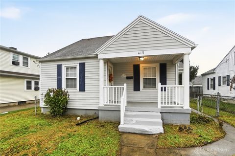 Photo of 413 Spring Avenue, Franklin, OH 45005 (MLS # 948014)