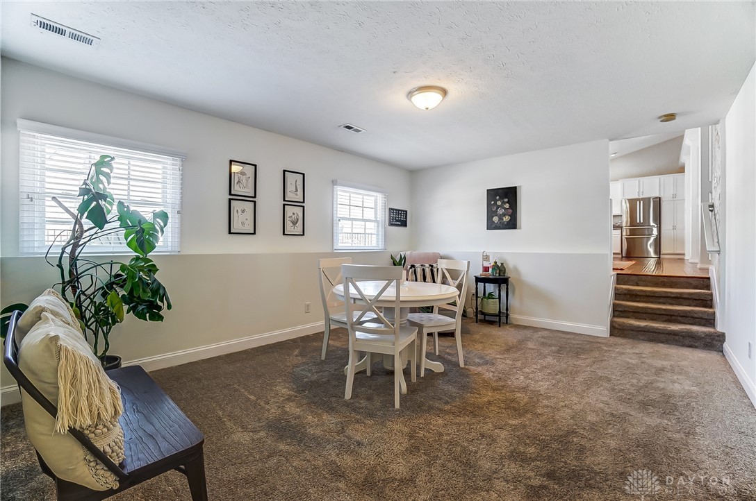3040 Windy Ridge Drive, Springfield, Ohio image 38