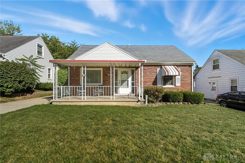 Photo of 3060 Regent Street, Kettering, OH 45409 (MLS # 945171)