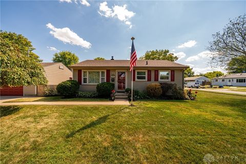 Photo of 5302 Rawlings Drive, Dayton, OH 45432 (MLS # 942666)