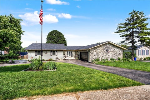 Homes For Sale - 20 Annie Lou Drive<br/> Butler County, Hamilton, OH 45013