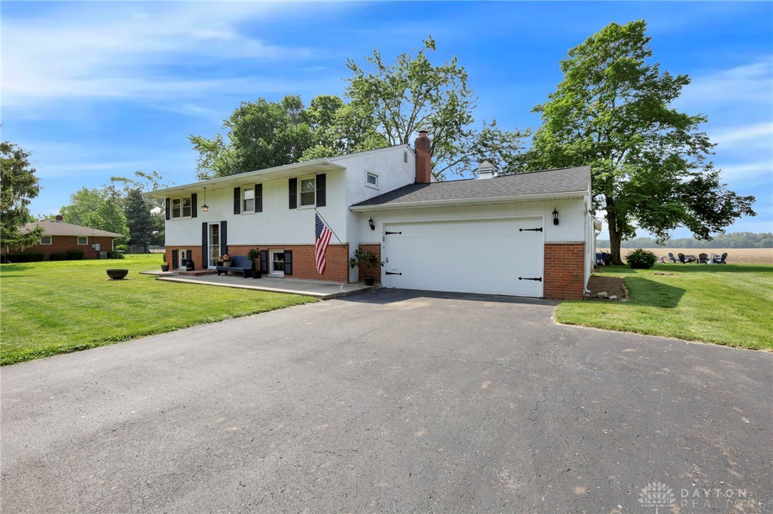 5453 Sims Road, Groveport, Ohio image 2