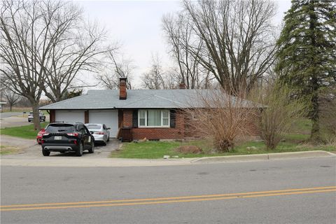 Photo of 3185 Stop Eight Road, Dayton, OH 45414 (MLS # 955105)