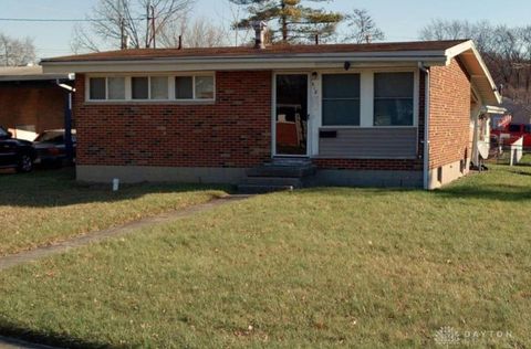 Photo of 1618 Portage Path, Springfield, OH 45506 (MLS # 951134)
