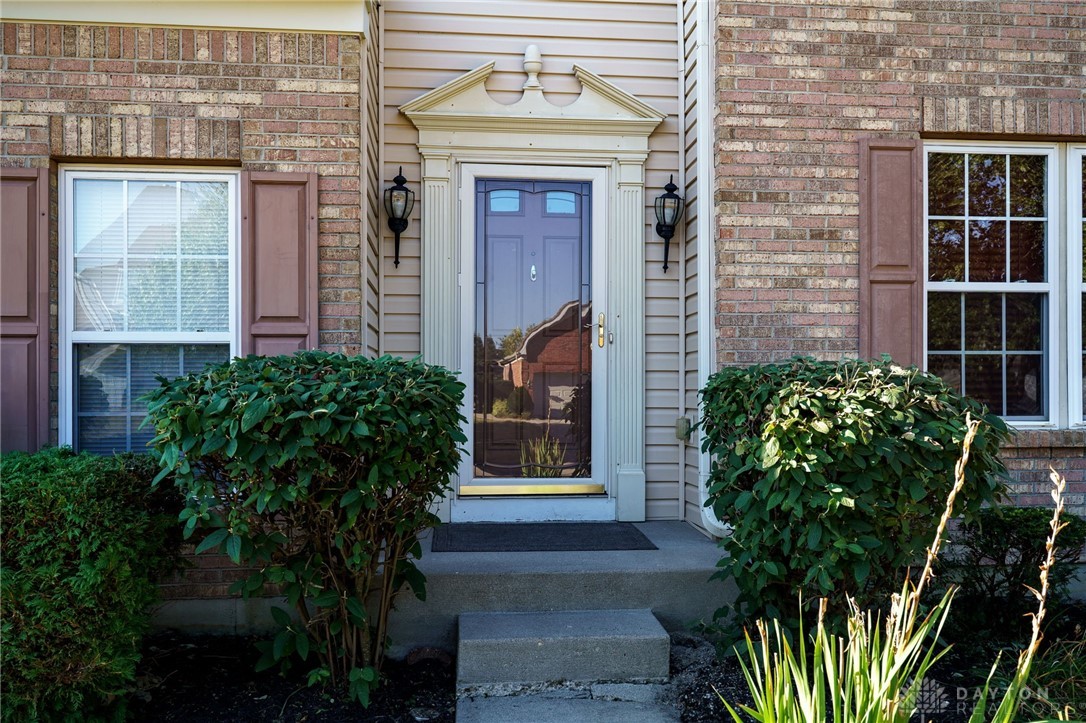 Beavercreek, Ohio 45431, United States, 4 Bedrooms Bedrooms, ,3 BathroomsBathrooms,Residential,Pending,210153