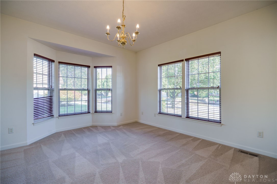 Beavercreek, Ohio 45431, United States, 4 Bedrooms Bedrooms, ,3 BathroomsBathrooms,Residential,Pending,210153