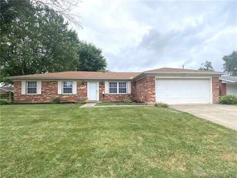 Photo of 5784 Pennywell Drive, Dayton, OH 45424 (MLS # 942002)