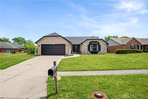 Photo of 8848 Trowbridge Way, Huber Heights, OH 45424 (MLS # 959625)