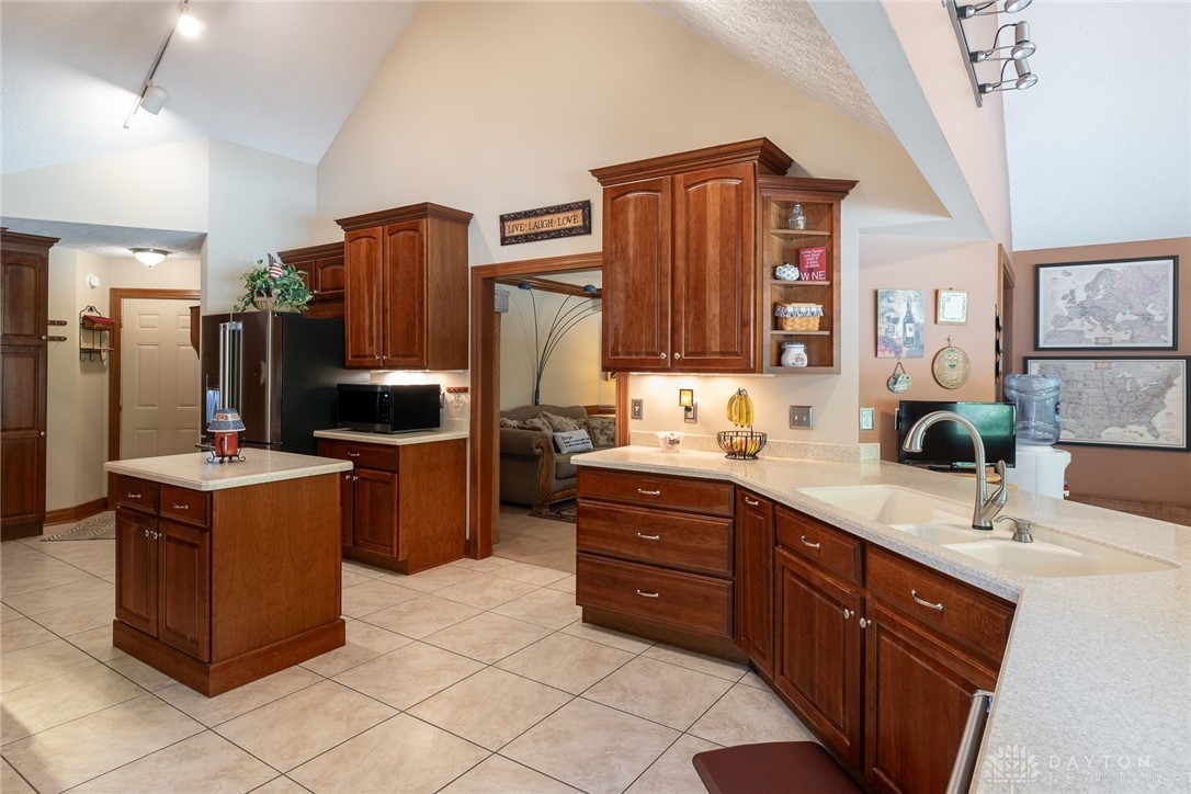239 Catalpa Court, Beavercreek, Ohio image 15