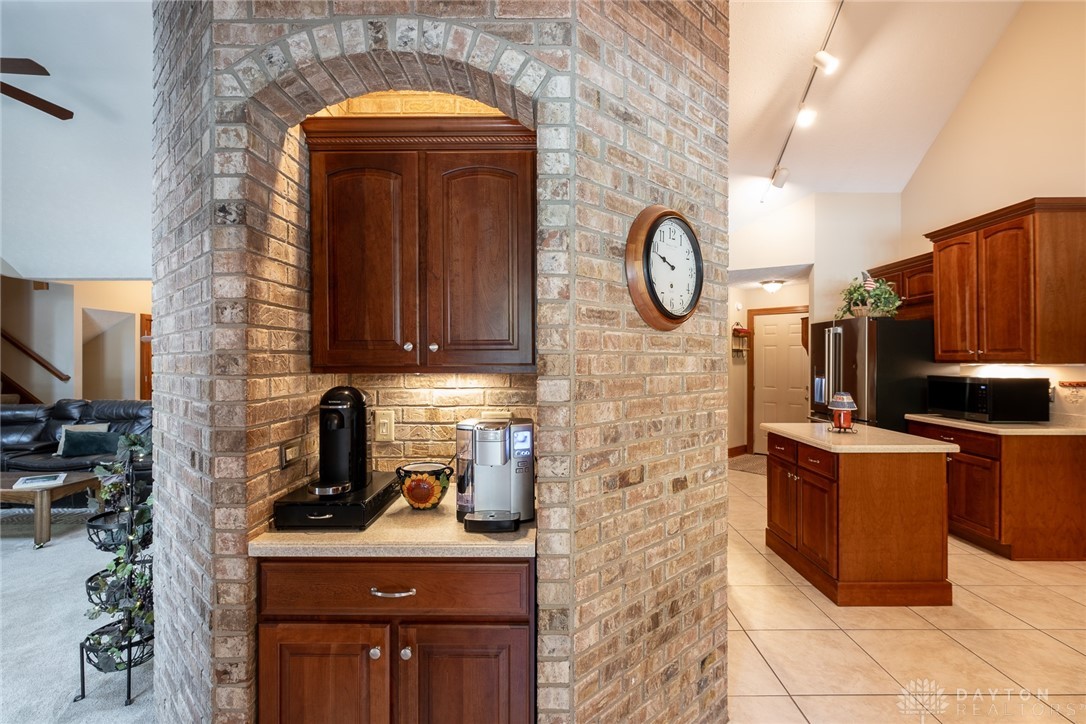 239 Catalpa Court, Beavercreek, Ohio image 14