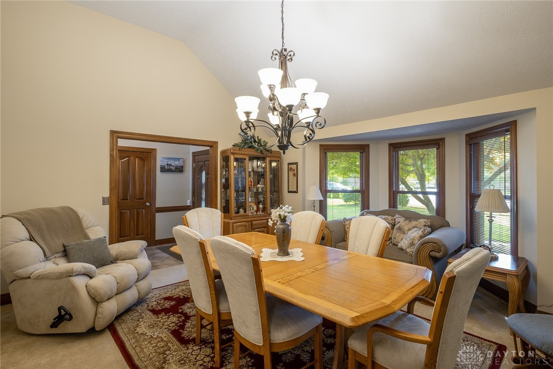 239 Catalpa Court, Beavercreek, Ohio image 7