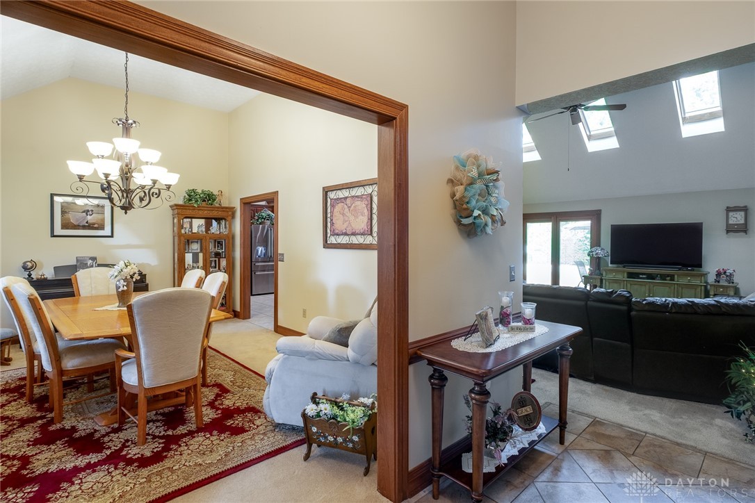 239 Catalpa Court, Beavercreek, Ohio image 4