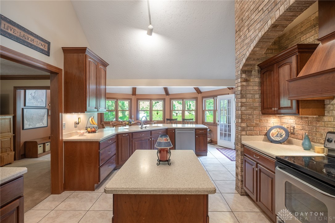 239 Catalpa Court, Beavercreek, Ohio image 20
