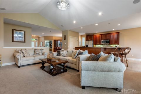 Tiny photo for 981 Eagle Run Drive, Centerville, OH 45458 (MLS # 946146)