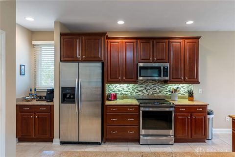 Tiny photo for 981 Eagle Run Drive, Centerville, OH 45458 (MLS # 946146)