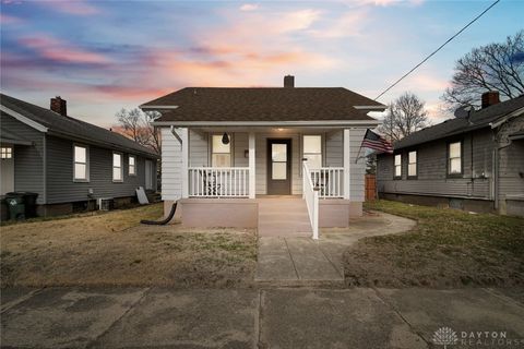 Photo of 1018 Minor Avenue, Hamilton, OH 45015 (MLS # 952971)