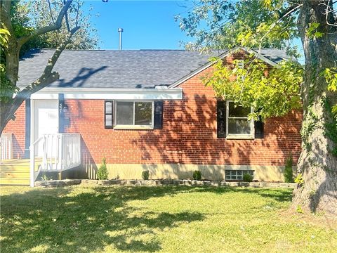 Photo of 321 E Dorothy Lane, Dayton, OH 45419 (MLS # 944062)